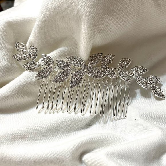Wave of Leaves Swarovski Crystal Hair Comb - Bridal Collection - Picture 2 of 4